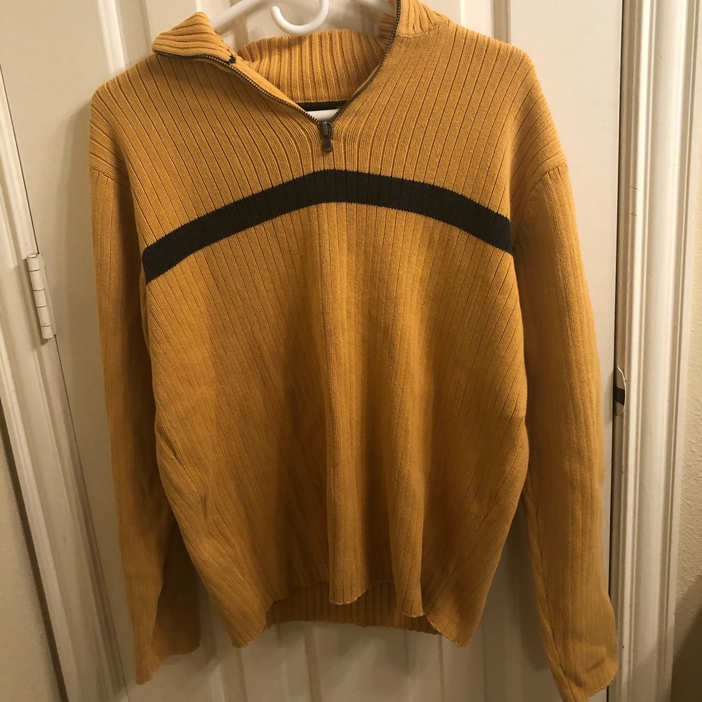cute pullover from American eagle Charlie Brown